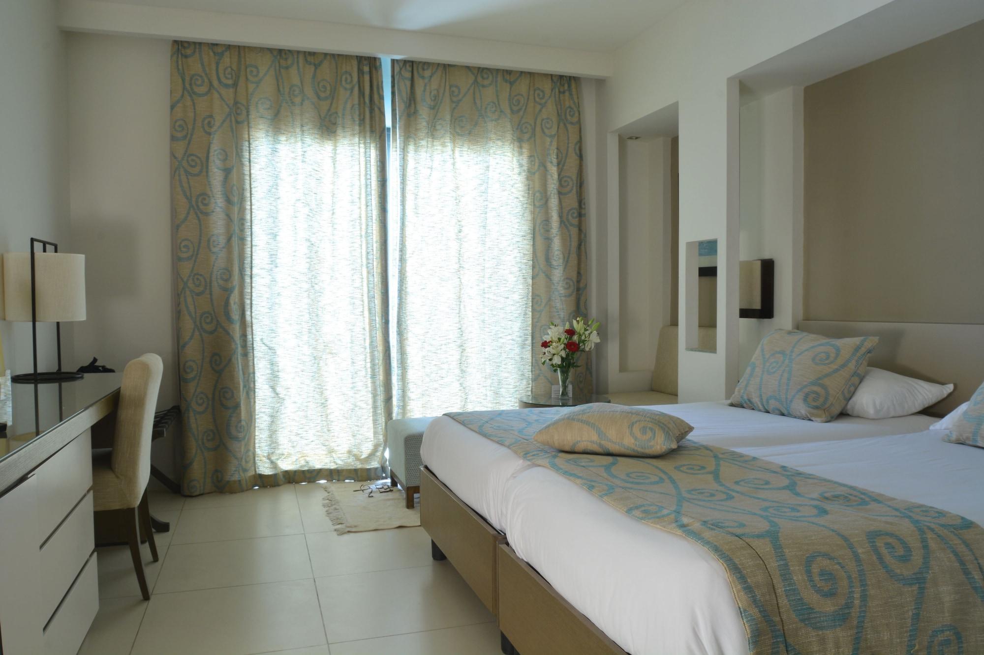 Club Palm Azur Families And Couples Hotel Aghir Bagian luar foto